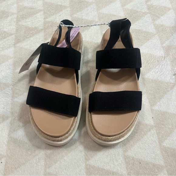 Women's Elliot Stretch Strappy Platform Sandals - Wild Fable™ - Picture 2 of 5